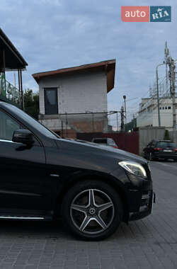 Внедорожник / Кроссовер Mercedes-Benz M-Class 2012 в 