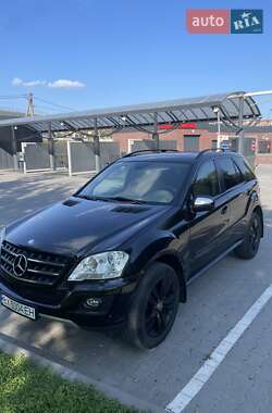 Внедорожник / Кроссовер Mercedes-Benz M-Class 2009 в 