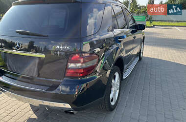 Внедорожник / Кроссовер Mercedes-Benz M-Class 2006 в 