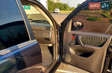 Внедорожник / Кроссовер Mercedes-Benz M-Class 2000 в 