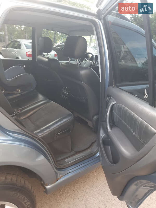 Внедорожник / Кроссовер Mercedes-Benz M-Class 2005 в Киеве