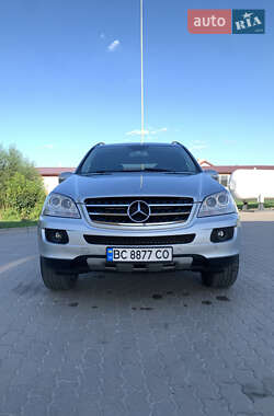 Внедорожник / Кроссовер Mercedes-Benz M-Class 2006 в 