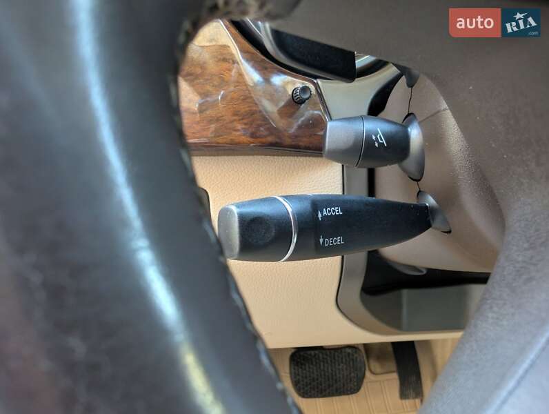 Внедорожник / Кроссовер Mercedes-Benz M-Class 2013 в Тернополе