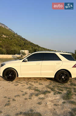 Внедорожник / Кроссовер Mercedes-Benz M-Class 2012 в 