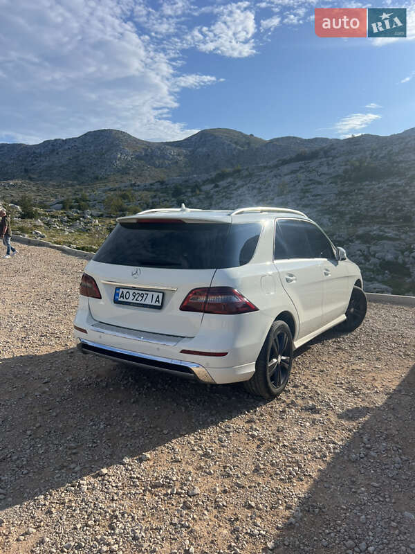 Внедорожник / Кроссовер Mercedes-Benz M-Class 2012 в Виноградове
