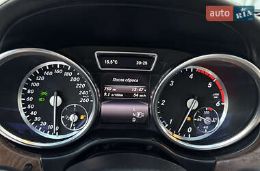 Внедорожник / Кроссовер Mercedes-Benz M-Class 2011 в 