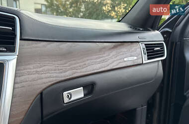 Внедорожник / Кроссовер Mercedes-Benz M-Class 2011 в 