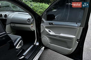 Внедорожник / Кроссовер Mercedes-Benz M-Class 2007 в 