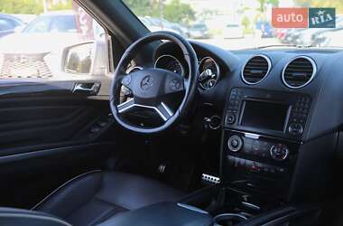 Внедорожник / Кроссовер Mercedes-Benz M-Class 2011 в 