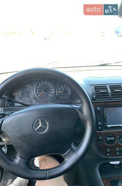 Внедорожник / Кроссовер Mercedes-Benz M-Class 2000 в 