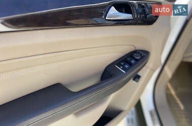 Внедорожник / Кроссовер Mercedes-Benz M-Class 2012 в 