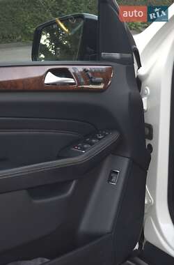 Внедорожник / Кроссовер Mercedes-Benz M-Class 2012 в 