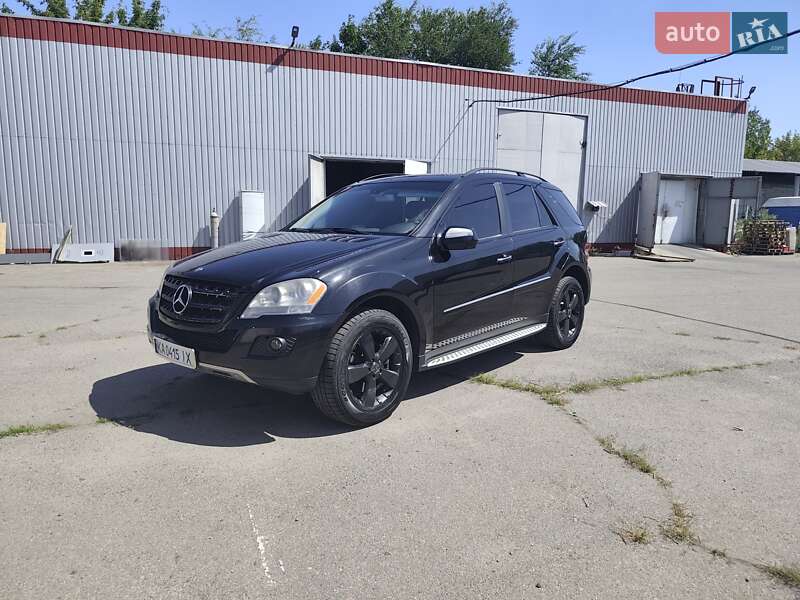 Внедорожник / Кроссовер Mercedes-Benz M-Class 2008 в 