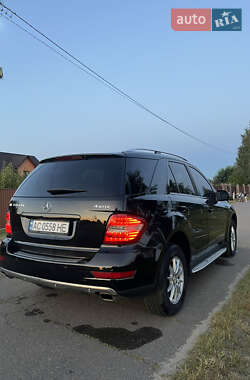 Внедорожник / Кроссовер Mercedes-Benz M-Class 2009 в 