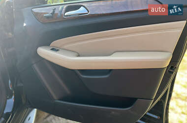 Внедорожник / Кроссовер Mercedes-Benz M-Class 2012 в 