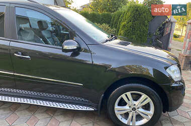 Внедорожник / Кроссовер Mercedes-Benz M-Class 2007 в 