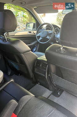 Внедорожник / Кроссовер Mercedes-Benz M-Class 2013 в 