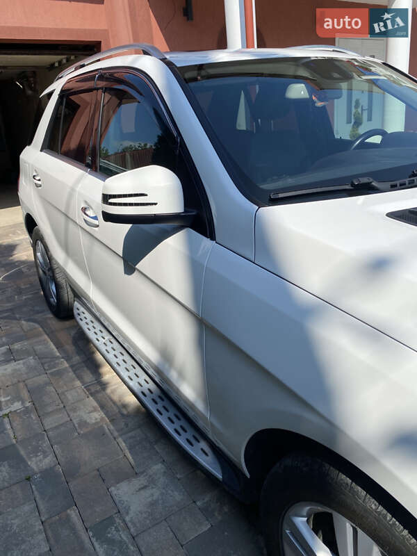 Внедорожник / Кроссовер Mercedes-Benz M-Class 2015 в Заставной фото 7 Внедорожник / Кроссовер Mercedes-Benz M-Class 2015 в Заставной