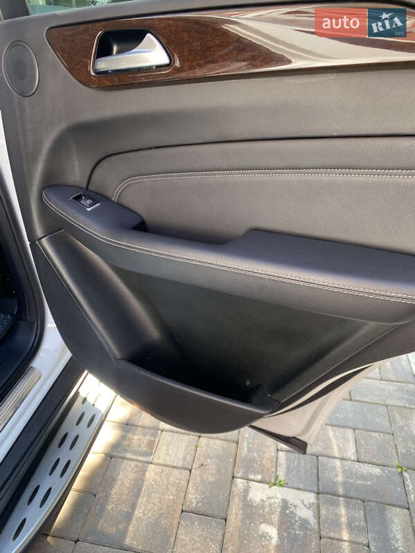 Внедорожник / Кроссовер Mercedes-Benz M-Class 2015 в Заставной фото 17 Внедорожник / Кроссовер Mercedes-Benz M-Class 2015 в Заставной