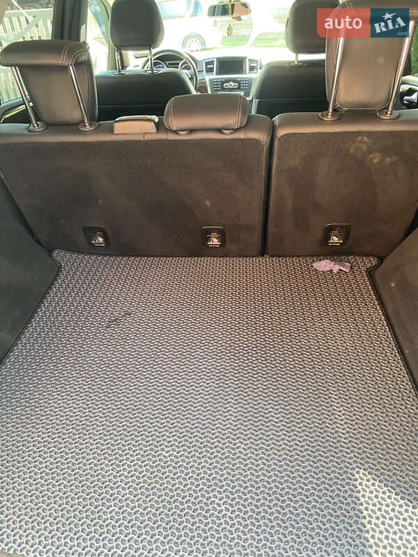 Внедорожник / Кроссовер Mercedes-Benz M-Class 2015 в Заставной фото 26 Внедорожник / Кроссовер Mercedes-Benz M-Class 2015 в Заставной