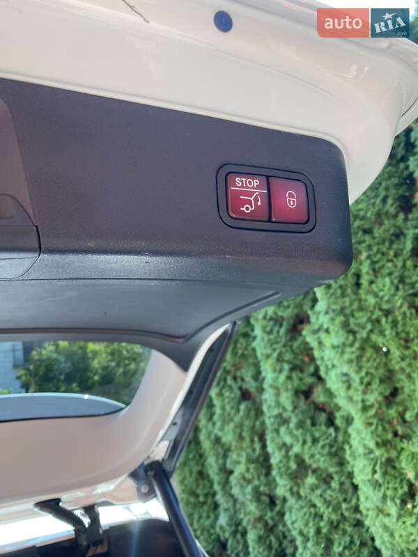 Внедорожник / Кроссовер Mercedes-Benz M-Class 2015 в Заставной фото 30 Внедорожник / Кроссовер Mercedes-Benz M-Class 2015 в Заставной