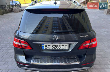 Внедорожник / Кроссовер Mercedes-Benz M-Class 2013 в 