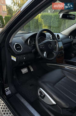 Внедорожник / Кроссовер Mercedes-Benz M-Class 2008 в 