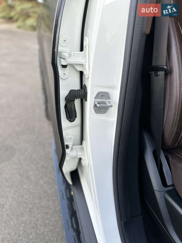 Внедорожник / Кроссовер Mercedes-Benz M-Class 2014 в Киеве фото 18 Внедорожник / Кроссовер Mercedes-Benz M-Class 2014 в Киеве