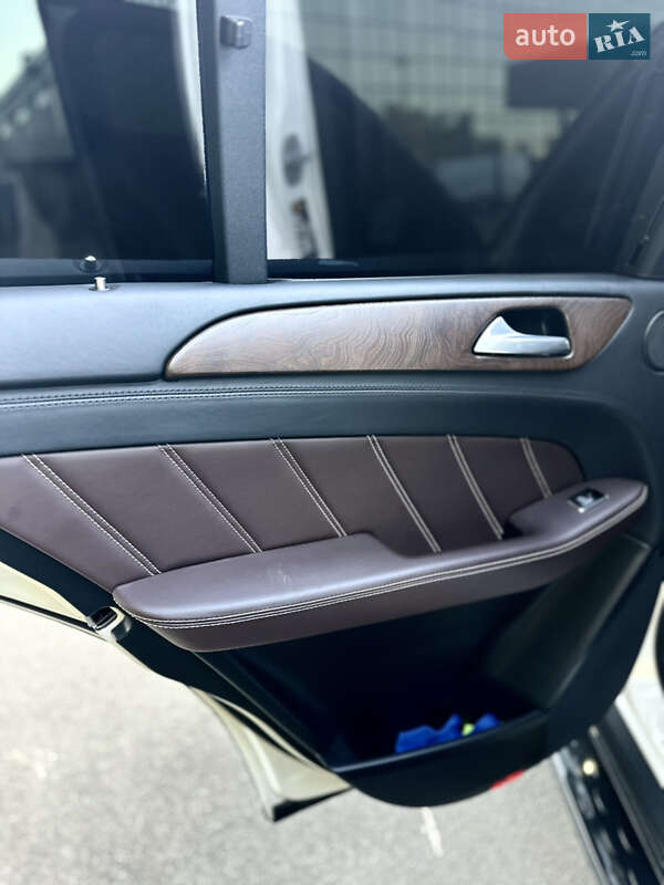 Внедорожник / Кроссовер Mercedes-Benz M-Class 2014 в Киеве фото 28 Внедорожник / Кроссовер Mercedes-Benz M-Class 2014 в Киеве