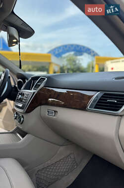 Внедорожник / Кроссовер Mercedes-Benz M-Class 2013 в 