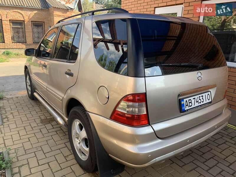 Внедорожник / Кроссовер Mercedes-Benz M-Class 2005 в Виннице
