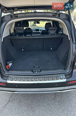 Внедорожник / Кроссовер Mercedes-Benz M-Class 2014 в 