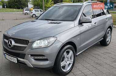 Внедорожник / Кроссовер Mercedes-Benz M-Class 2012 в 