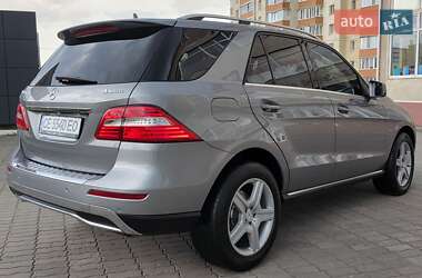 Внедорожник / Кроссовер Mercedes-Benz M-Class 2012 в 