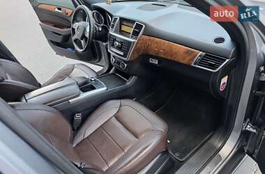 Внедорожник / Кроссовер Mercedes-Benz M-Class 2012 в 