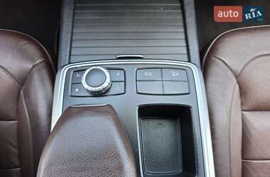 Внедорожник / Кроссовер Mercedes-Benz M-Class 2012 в 