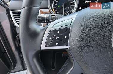 Внедорожник / Кроссовер Mercedes-Benz M-Class 2012 в 