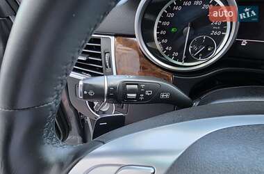 Внедорожник / Кроссовер Mercedes-Benz M-Class 2012 в 