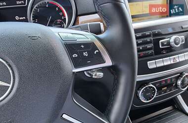 Внедорожник / Кроссовер Mercedes-Benz M-Class 2012 в 