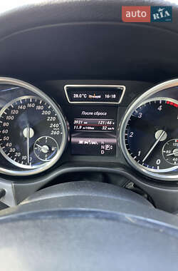 Внедорожник / Кроссовер Mercedes-Benz M-Class 2013 в 