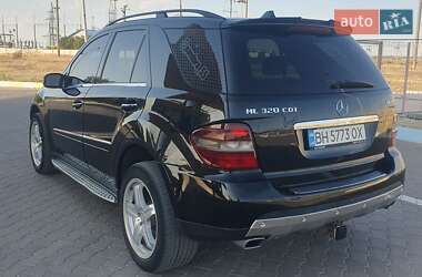 Внедорожник / Кроссовер Mercedes-Benz M-Class 2008 в 