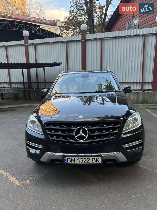 Mercedes-Benz M-Class 2012