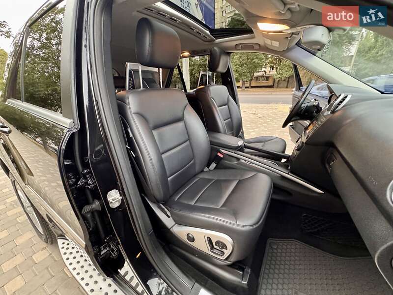 Позашляховик / Кросовер Mercedes-Benz M-Class 2010 в Одесі