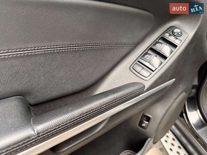 Позашляховик / Кросовер Mercedes-Benz M-Class 2010 в Одесі