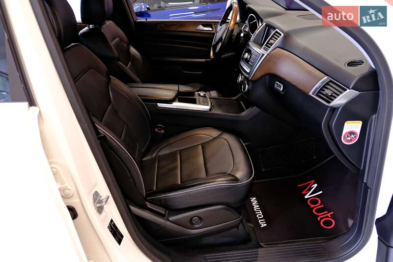 Позашляховик / Кросовер Mercedes-Benz M-Class 2012 в Одесі