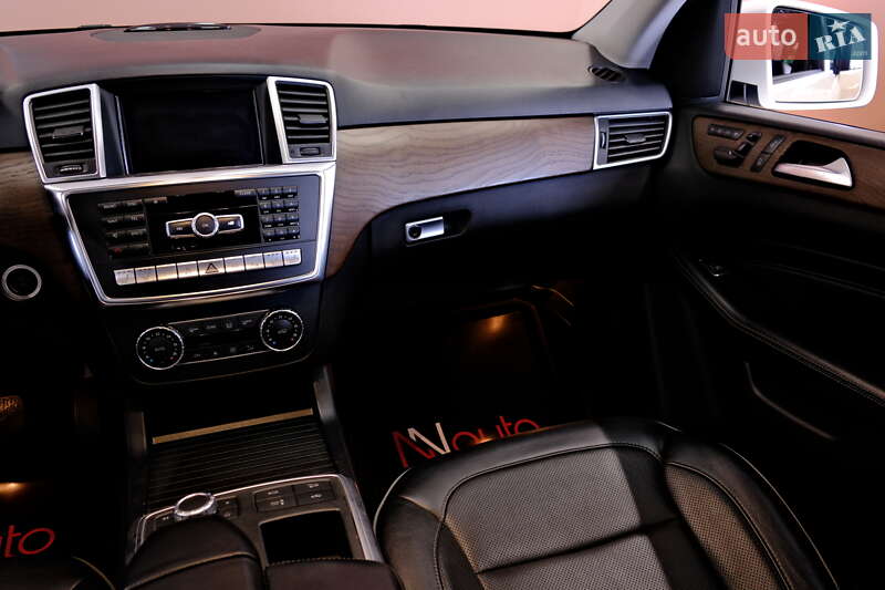 Позашляховик / Кросовер Mercedes-Benz M-Class 2012 в Одесі