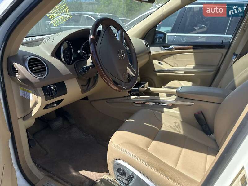 Позашляховик / Кросовер Mercedes-Benz M-Class 2011 в Дрогобичі