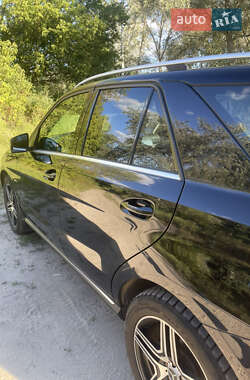 Внедорожник / Кроссовер Mercedes-Benz M-Class 2012 в 