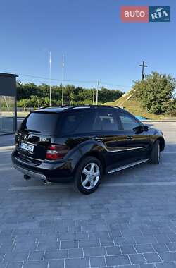 Внедорожник / Кроссовер Mercedes-Benz M-Class 2007 в 