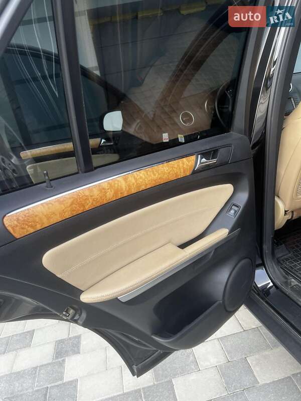 Внедорожник / Кроссовер Mercedes-Benz M-Class 2008 в Ужгороде